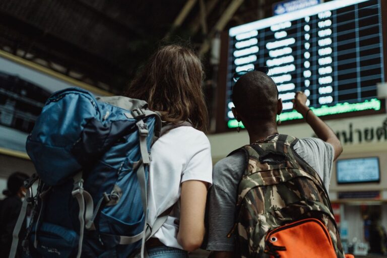 peak season travelling tips